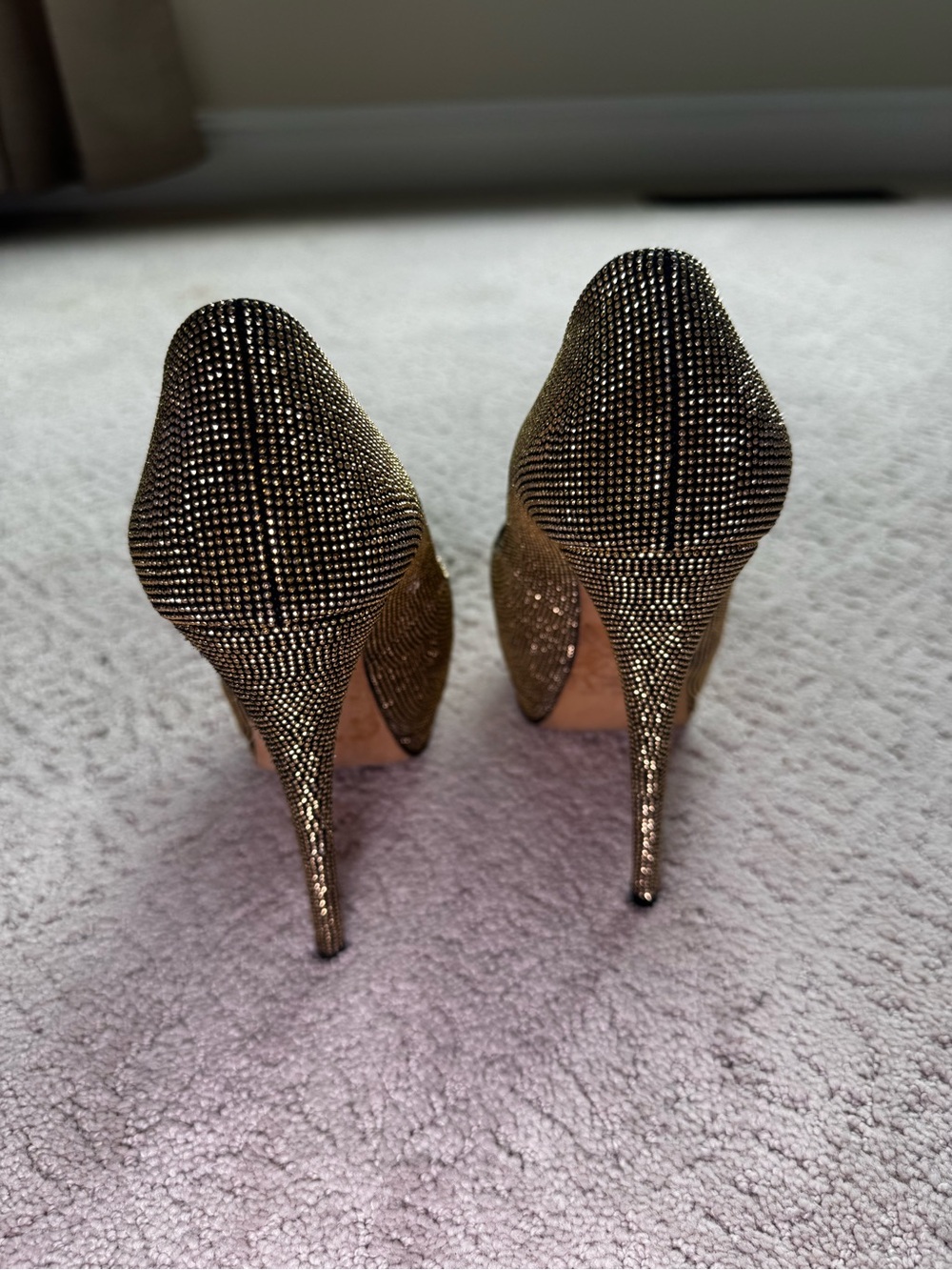 Giuseppe Zanotti Gold Studded Suede Embellished Peep Toe Platform Pumps - Picture 10 of 10
